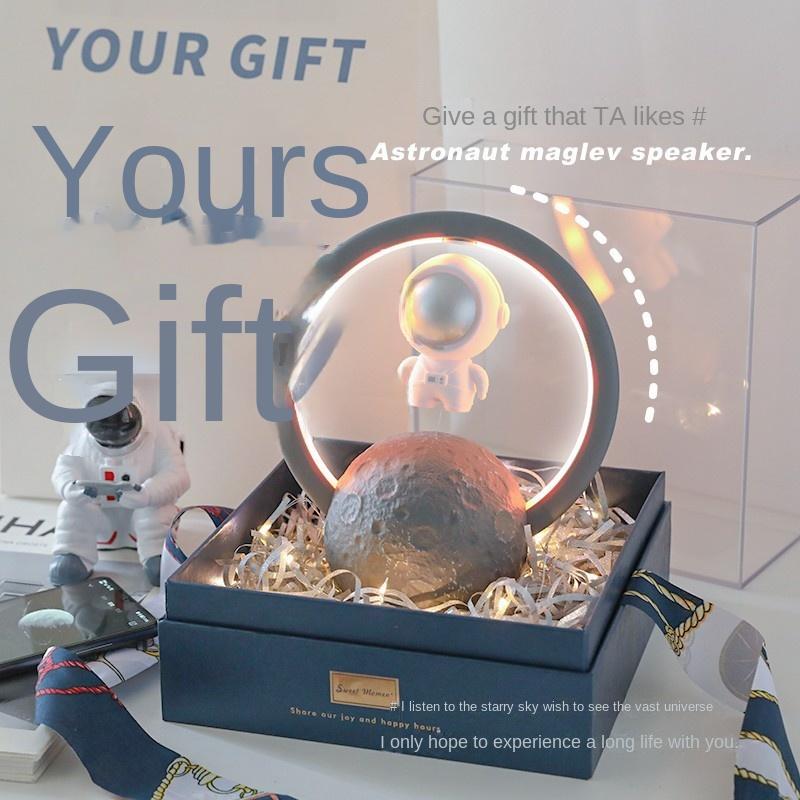 Spaceman Creative RGB Suspension Astronaut Bluetooth Speaker Wireless Subwoofer Decoration Birthday Gift for Boyfriend